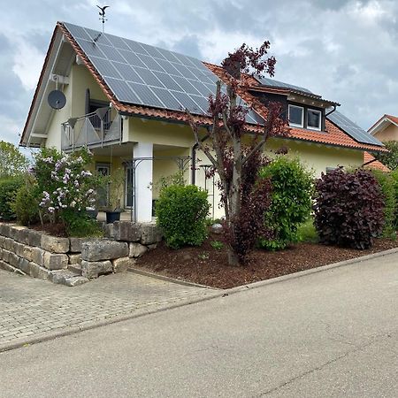 Ferienwohnung Messmer Mit Terrasse Heiligenborn Exterior foto