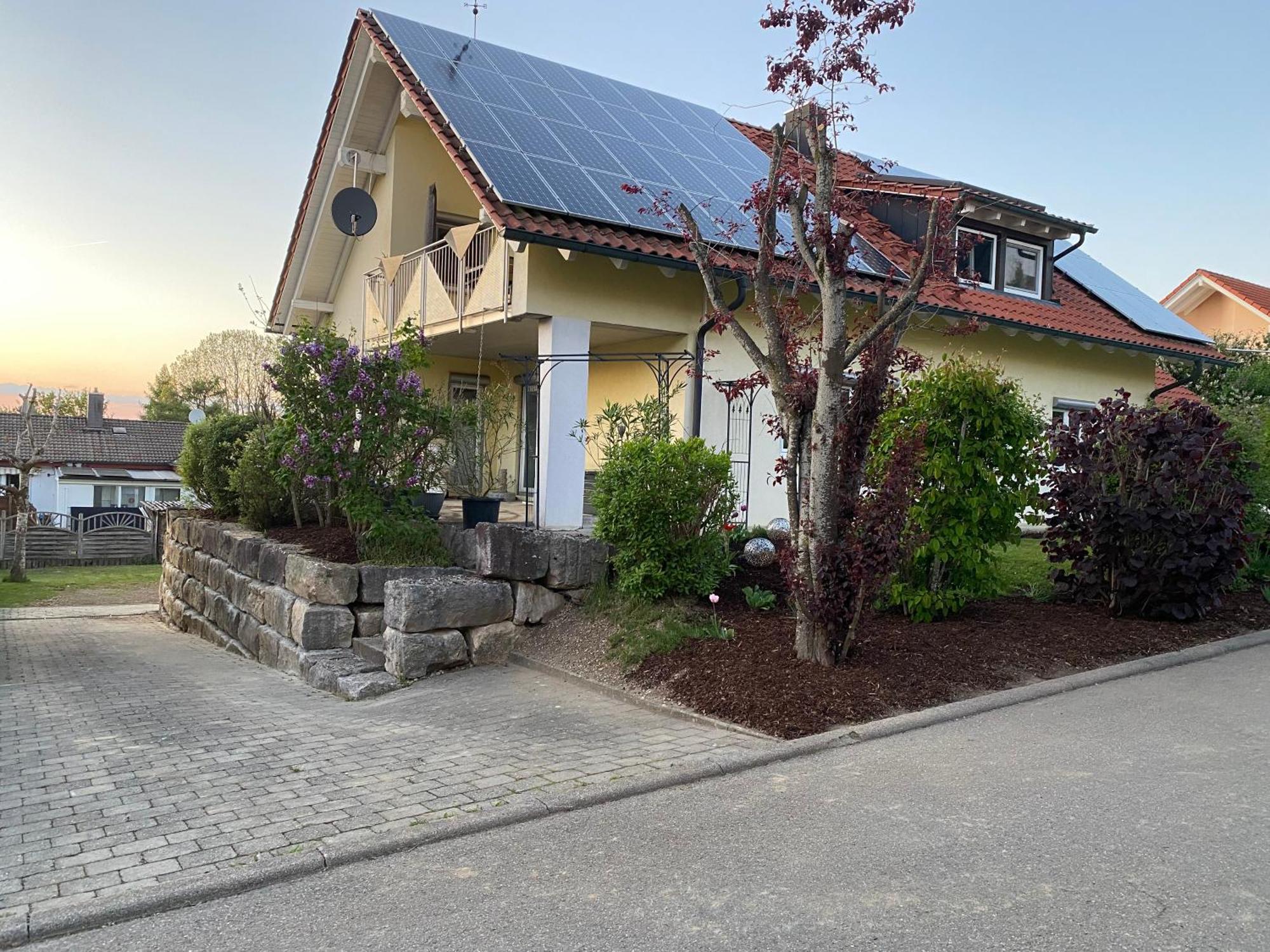 Ferienwohnung Messmer Mit Terrasse Heiligenborn Exterior foto